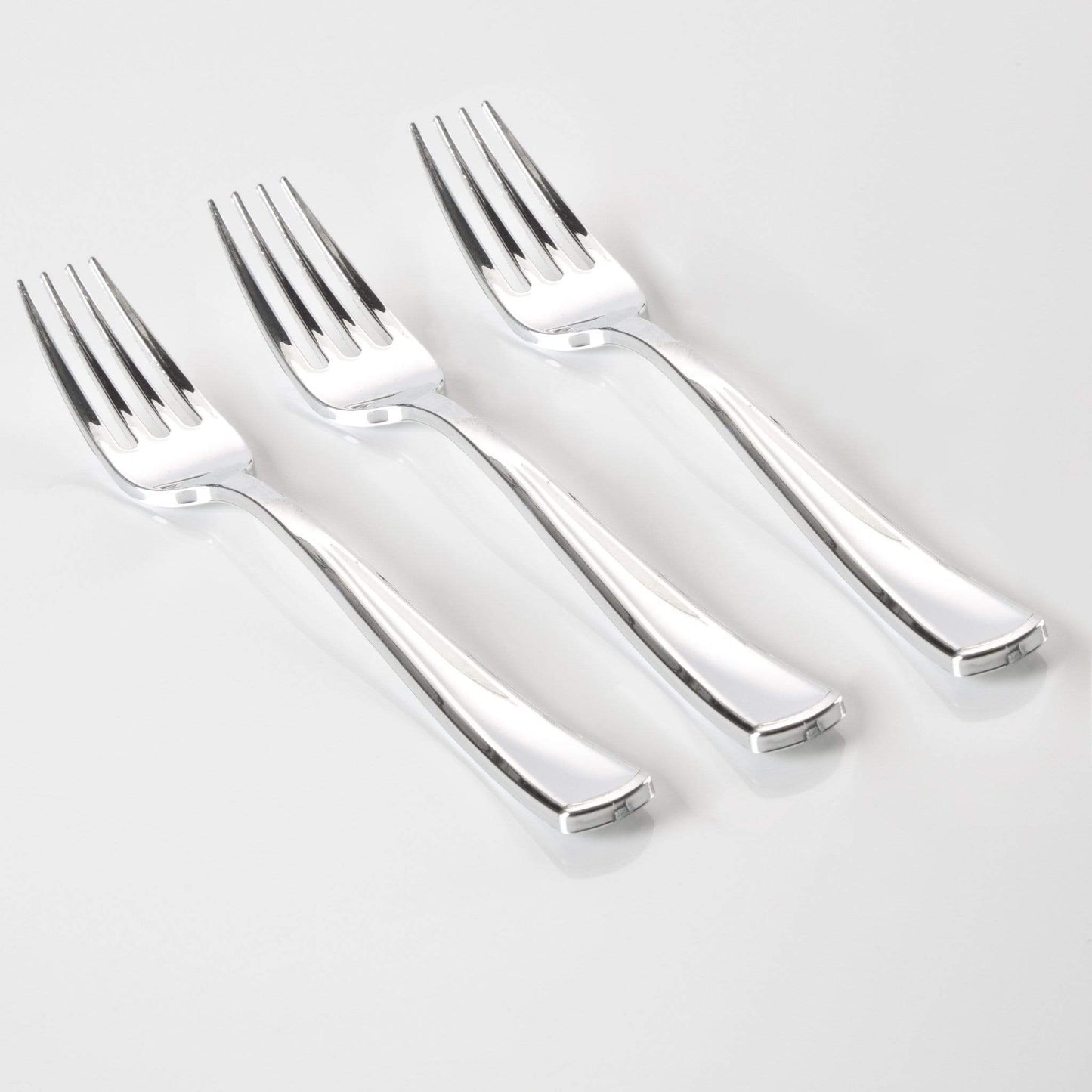 Classic Design Silver Plastic Forks | 20 Forks - SimplySoiree